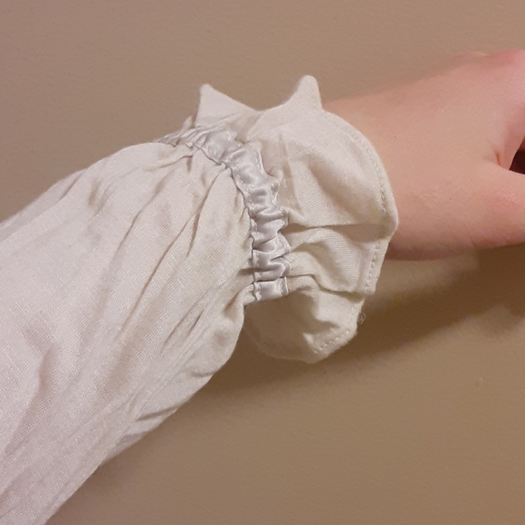 Club Monaco Women's Button up Blouse - Picture 4 of 6